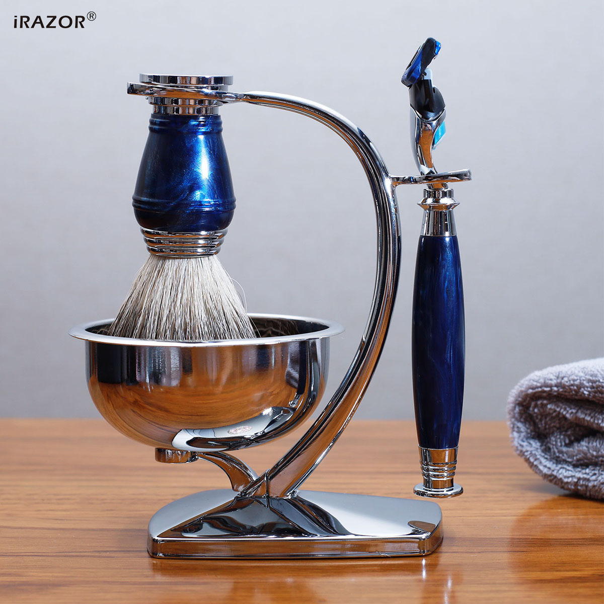 iRAZOR ロイヤルブルー 高級メンズシェービングキット  - Men'S Grooming Razor Kit のレビューと価格